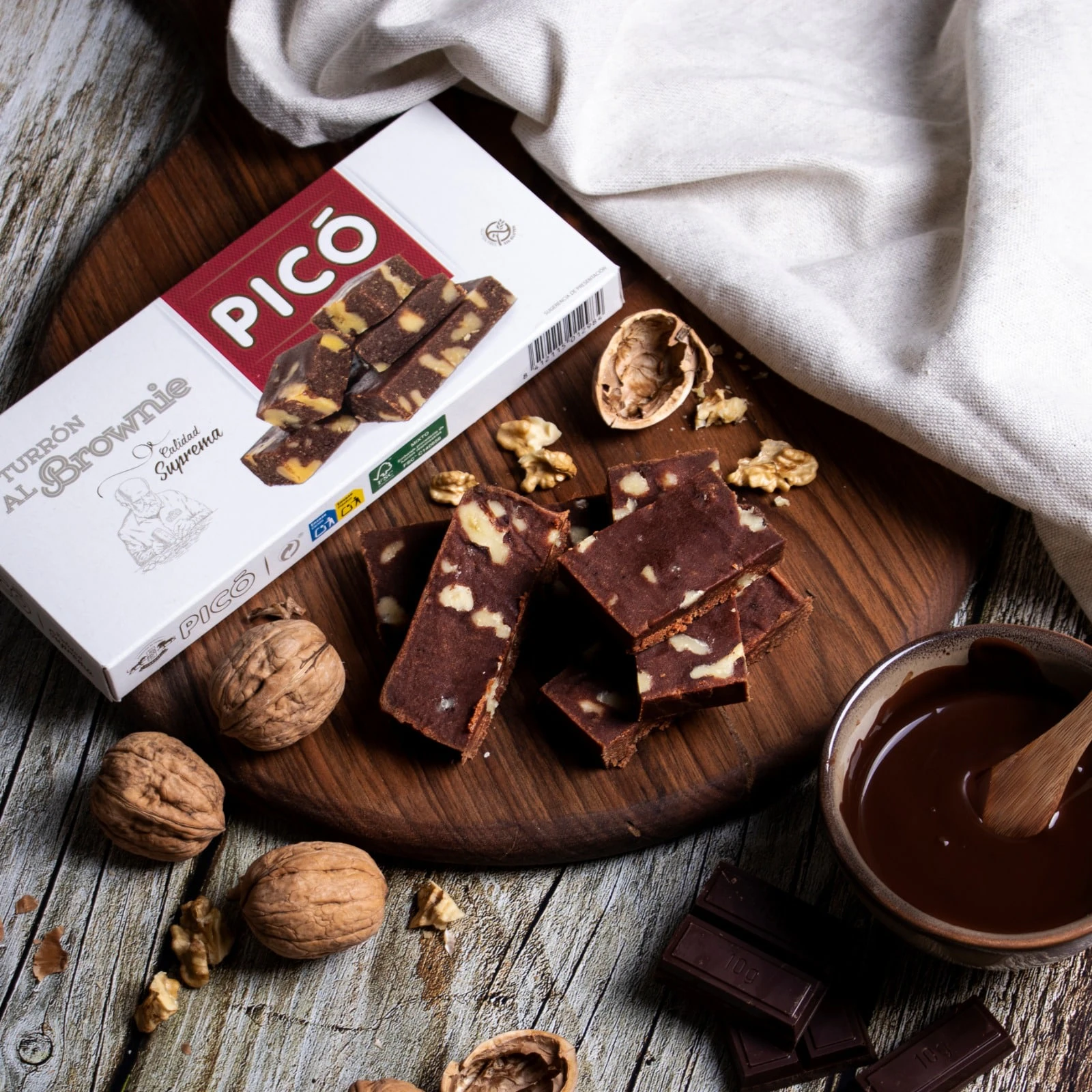 Picó brownie nuga su graikiniais riešutais ir šokoladu